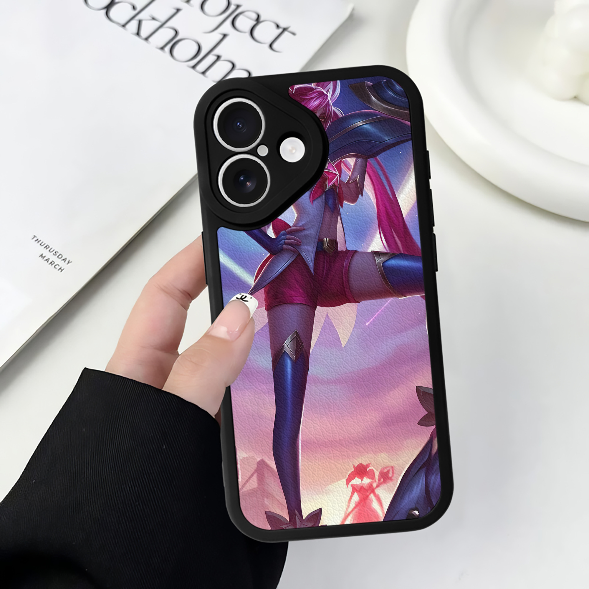 リーグ・オブ・レジェンド League of Legends LOL 【iPhone 16シリーズ対応】シリコンスマホケース（レザー調） 材質：シリコン